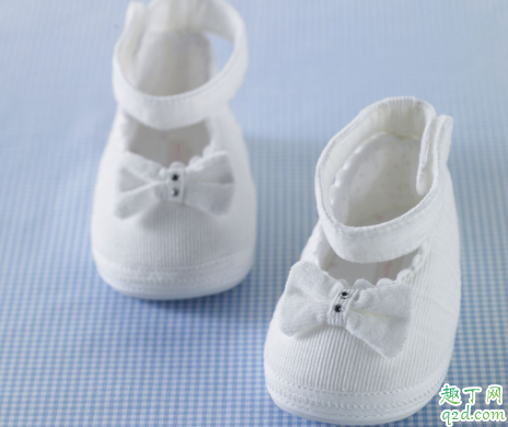 为什么小孩出生有牙齿 宝宝出生有牙齿弄掉以后有影响吗