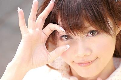 干眼症是怎么引起的？睡眠不足眼疲劳危害眼部健康
