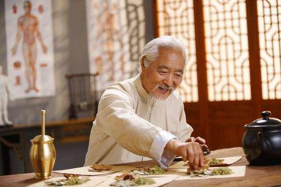 肾虚怎么补最好？老中医推荐的10大补肾的方法