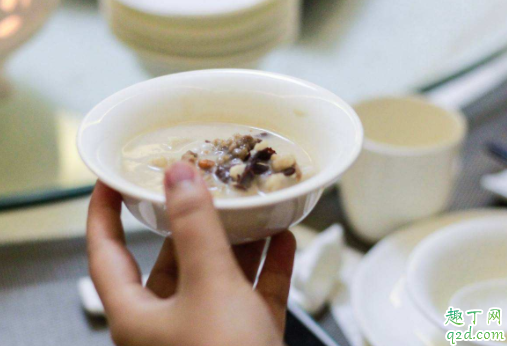 一天只吃一顿饭胃会坏掉吗 如果一个人不想吃饭怎么办