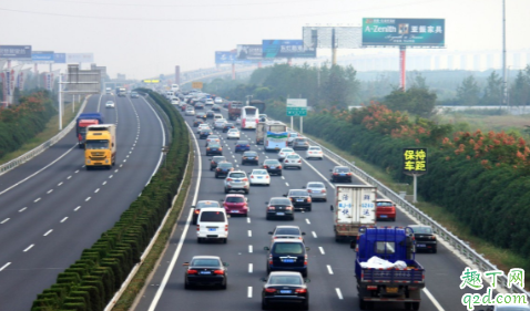 2020高速涨价是货车还是小轿车 2020高速蓝牌涨价还是黄牌