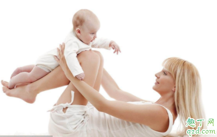 刚满月的宝宝七天没排便怎么回事 满月宝宝不排便如何处理