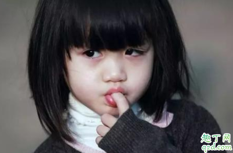 三岁宝宝吸吮手指有什么影响 三岁宝宝吸吮手指怎么办