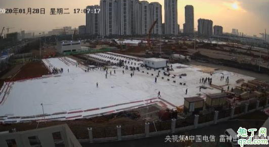 挖掘机天团在哪里监工 挖掘机天团直播在哪儿