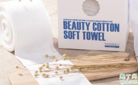 洗脸巾沾水后有烧焦味是怎么回事 洗脸巾沾水是什么垃圾