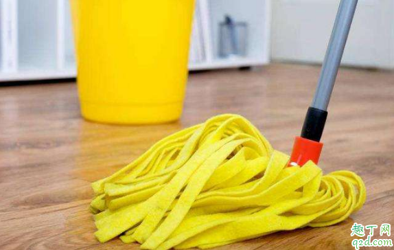 用84消毒液拖地还用清水拖一遍吗 84消毒液拖地板要用清水过吗
