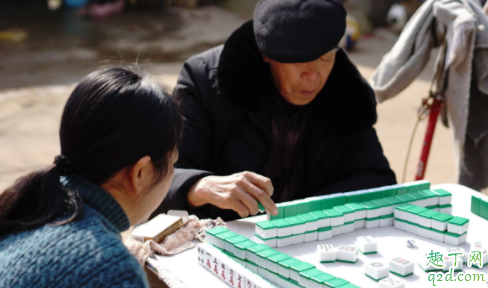 疫情期间聚众打麻将怎么举报 疫情期间打麻将被派出所抓了怎么办