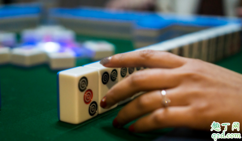 疫情期间聚众打麻将怎么举报 疫情期间打麻将被派出所抓了怎么办