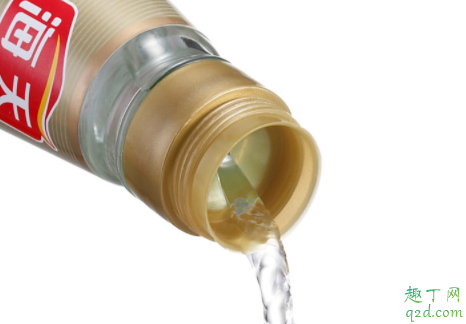 白醋消毒房间是否要加水 白醋消毒的时候人可以在房间里吗