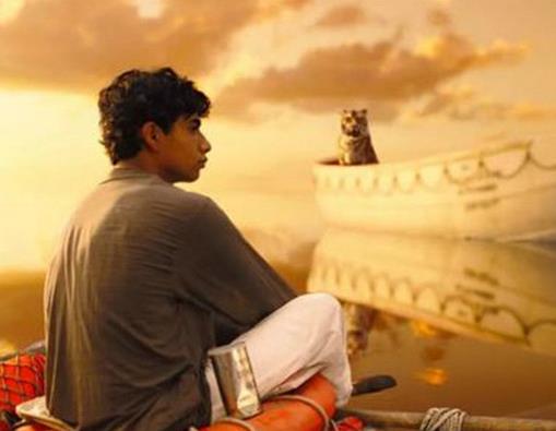 十大经典探险求生电影排名，《南极大冒险》《重见天日》惊险刺激