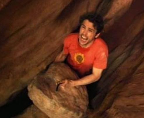 十大经典探险求生电影排名，《南极大冒险》《重见天日》惊险刺激