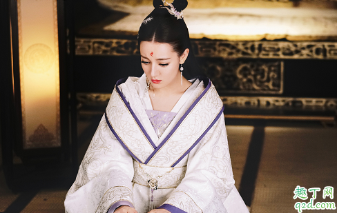 枕上书凤九额头的凤羽花和魔尊渺落有关吗 渺落和凤九关系揭秘