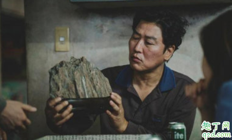 寄生虫爸爸能顺利走出来吗 寄生虫爸爸为什么要杀男主人