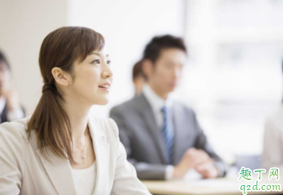 职场上为什么不能聊家事 职场中最好不要聊什么