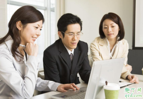 职场说话耿直好吗 怎么才是会说话