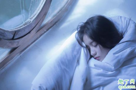 用什么方法可以让月经推迟绝经 怎么判断自己快绝经了