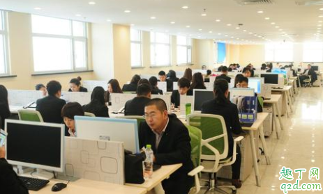 工作全能好还是专一好 做全能人才还是专项人才好