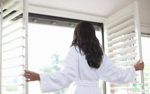 疫情期间什么时候开窗通风最好 新型冠状病毒几点开窗通风好