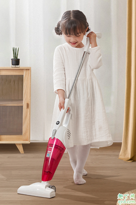 美的吸尘器不吸了怎么办 美的吸尘器怎么打开清理