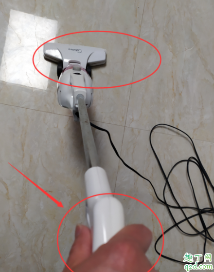 美的吸尘器不吸了怎么办 美的吸尘器怎么打开清理