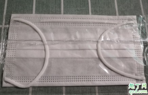 两面都是白色的口罩有用吗 一次性白色口罩的正确戴法