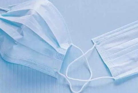 白色口罩是什么人戴的 白色的医用口罩可以防传染吗