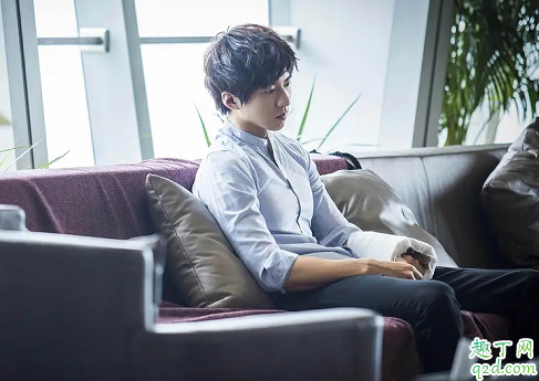 爱在星空下叶朗喜欢谁 叶朗结局和谁在一起了