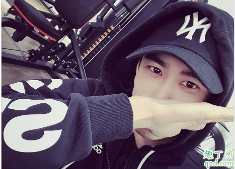 爱在星空下叶朗喜欢谁 叶朗结局和谁在一起了