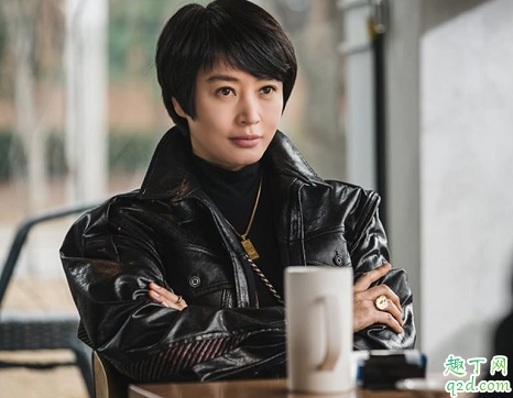 韩剧Hyena郑锦紫喜欢谁 郑锦紫尹熙材结局在一起没