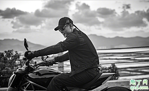 安家房似锦喜欢谁 房似锦结局和谁在一起了