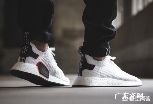 EQT boost与NMD R2哪一款更舒服一些?