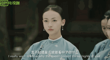 路拍一米五的四千年美女鞠婧祎长这样,而她用穿搭艳压大长腿名模