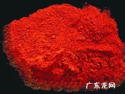 路拍一米五的四千年美女鞠婧祎长这样，而她用穿搭艳压大长腿名模