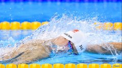 小猪瘦腿袜150d只有黑色对吗:个子矮的女生怎么穿才显高？