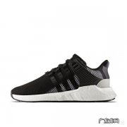 Adidas boost中，哪款鞋的脚感最好？