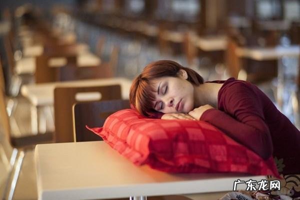 高质量睡眠五个技巧 如何提高睡眠质量的简单方法