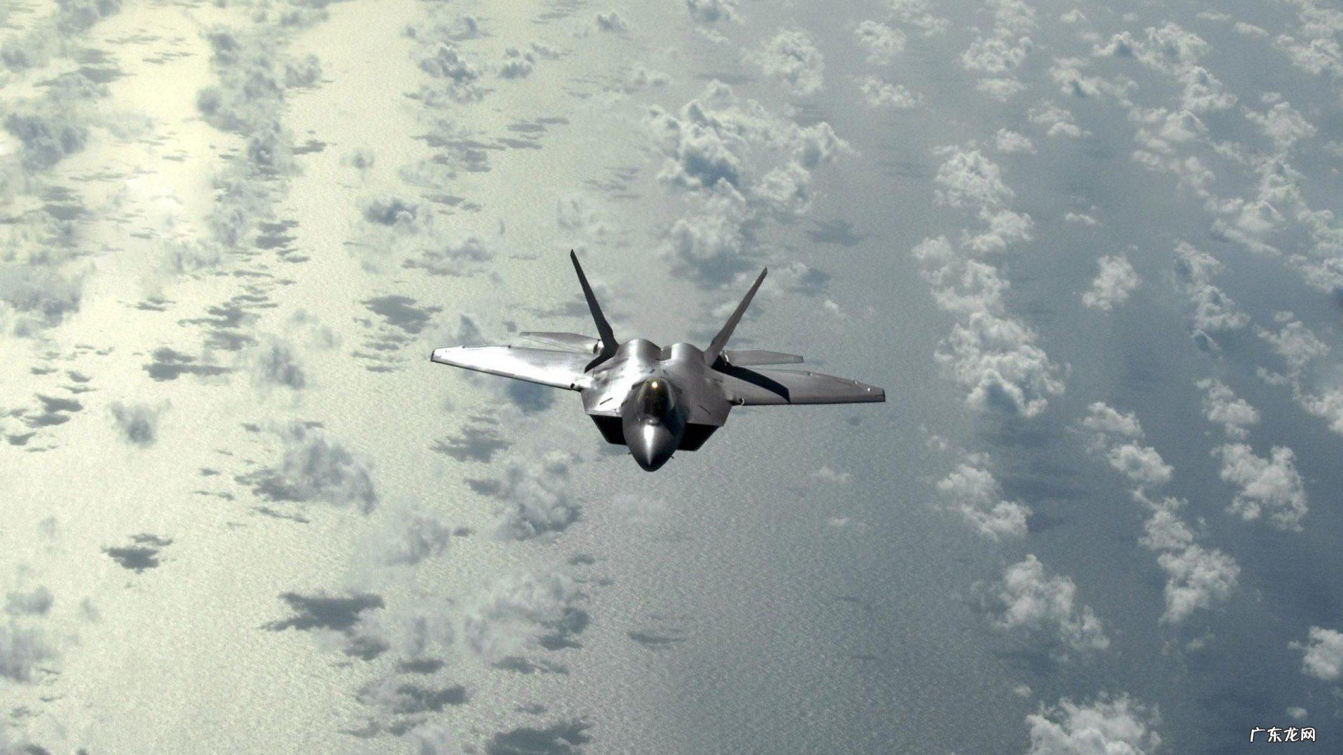 瘦身操潇洒走一回:天地悠悠过客匆匆潮起又潮落歌名是什么？