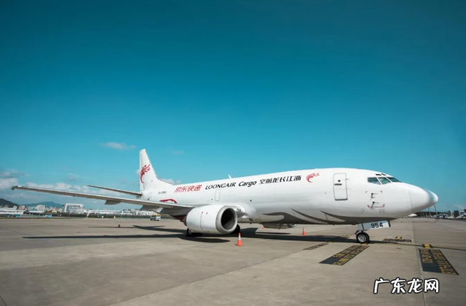 京东快递是送货上门么？多久送达？