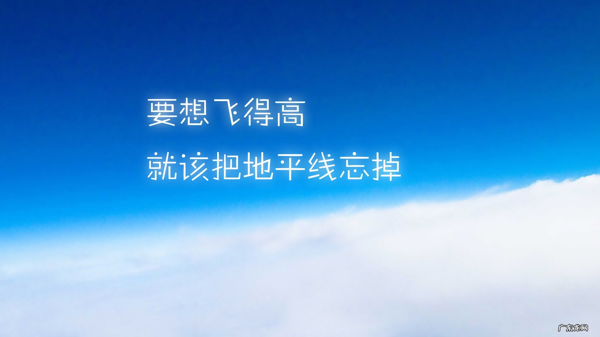 人体内，水是靠哪些食物提供的？