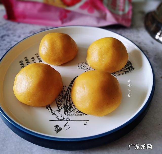 周六的早餐不马虎，鲜亮看着好心情，吃着开心舒坦，做法特别简单