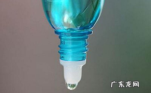 喵星人:金毛狗狗得耳螨会有什么特性,怎么治疗金毛狗狗的耳螨