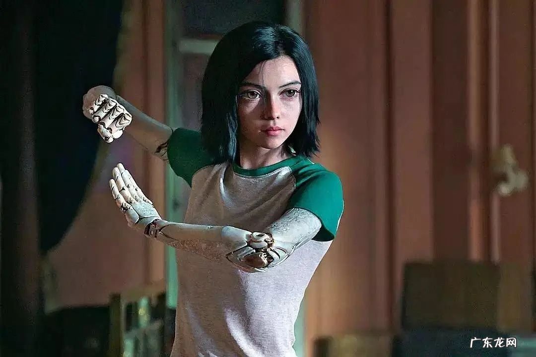 抖音虚拟偶像涨粉百万，这个“虚拟人”离带货还有几步？