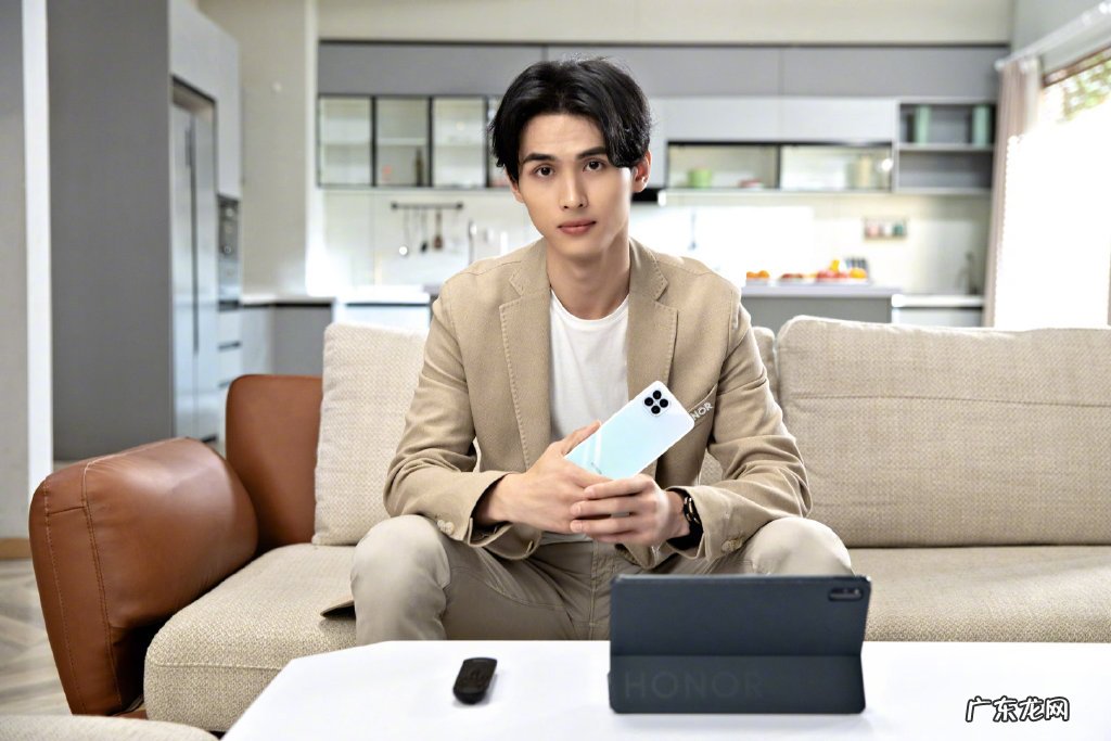 赵明没吹牛,荣耀7月销量超越小米,重新回归前三品牌