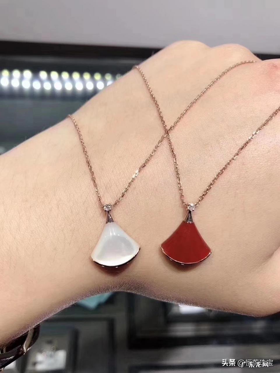 最适合女生的七夕项链推荐 女士项链品牌排行榜前十名