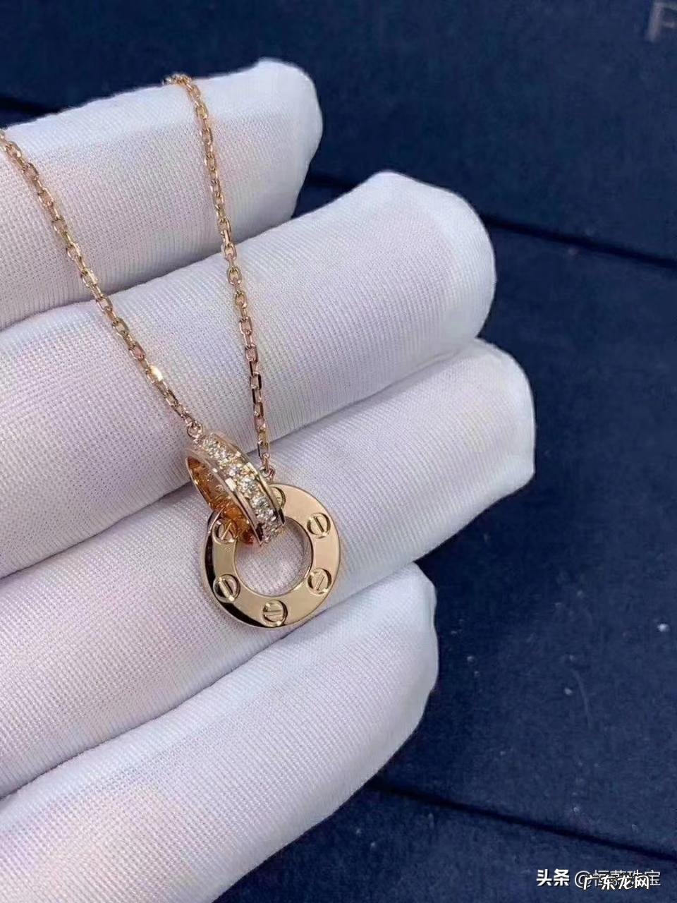 最适合女生的七夕项链推荐 女士项链品牌排行榜前十名