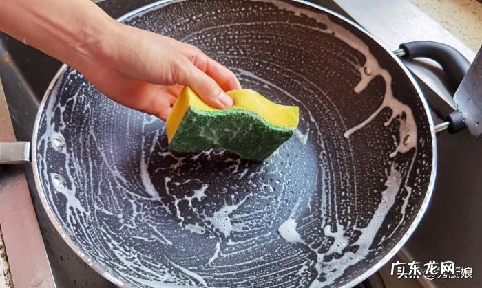 雪平锅开锅方法,新买的锅怎么开?