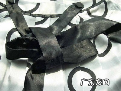 蝴蝶结三种系法步骤 怎么打蝴蝶结好看