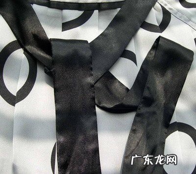 蝴蝶结三种系法步骤 怎么打蝴蝶结好看