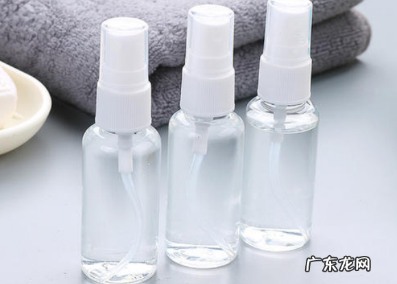 小狗嘴巴流粘液不用餐