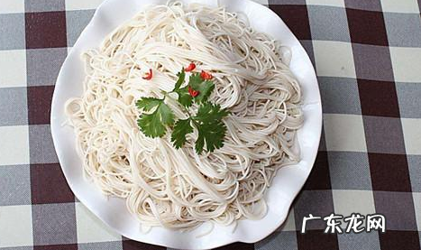 小泰迪吃苹果拉肚子拉血应该怎么办,小狗狗狗吃水果拉稀拉血了